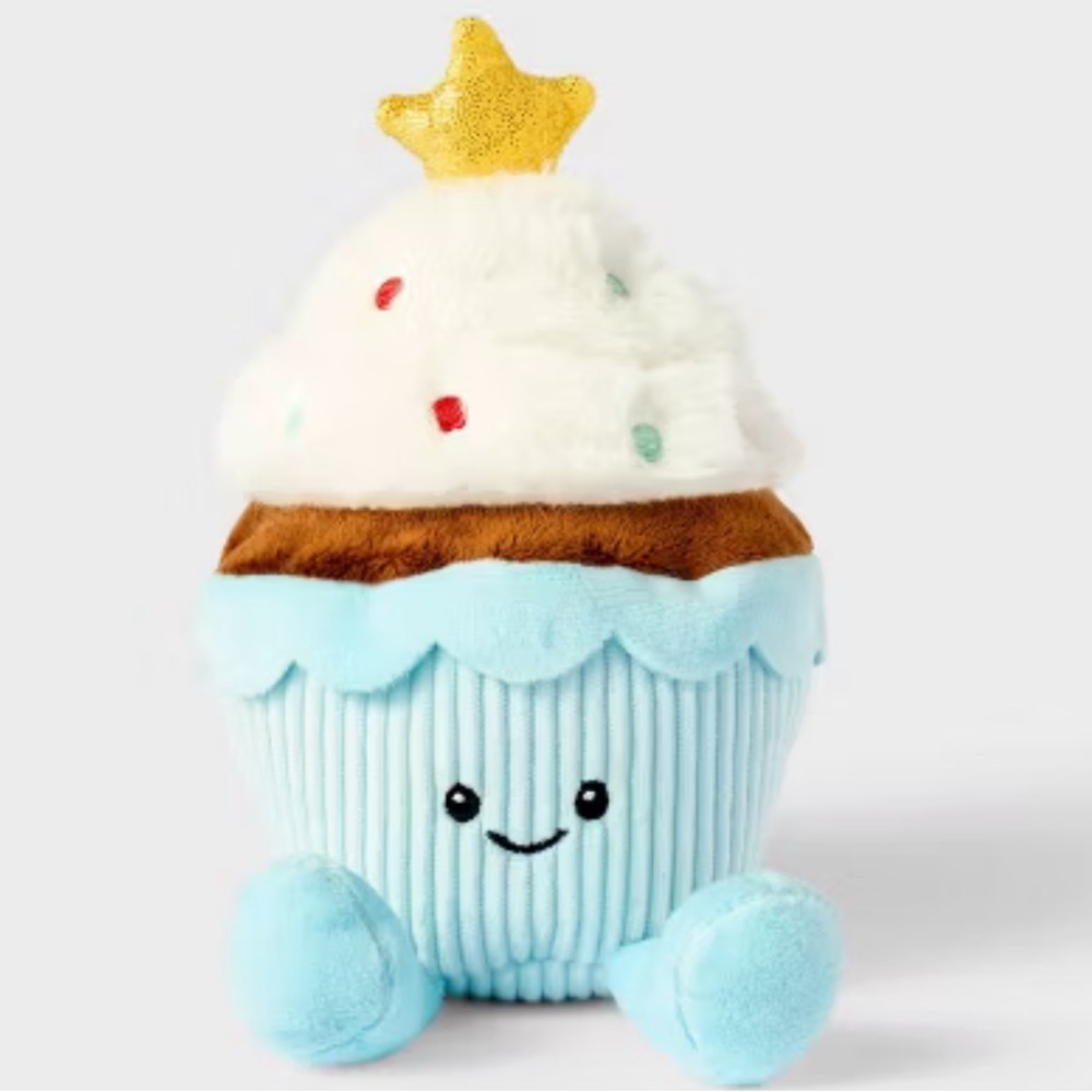 Last One 7" Cupcake Plush - Gigglescape